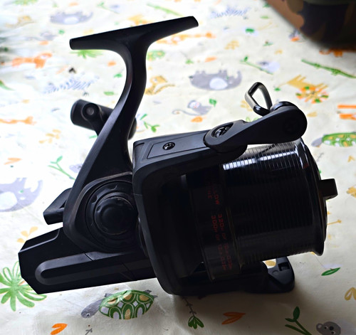 Esp onyx big pit - big, spinning