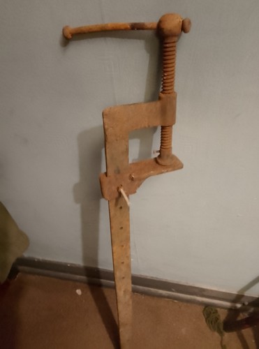 Large steel clamp like vice - steel,