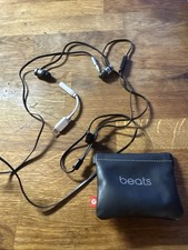 Beats by Dr. Dre with iPhone Plug