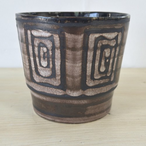 Vintage cinque ports planter - vintage,