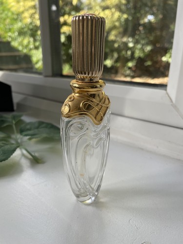 Vintage empty escada - vintage,