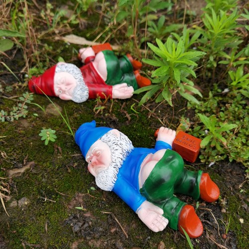 Funny drunk dwarf garden - funny, gnome