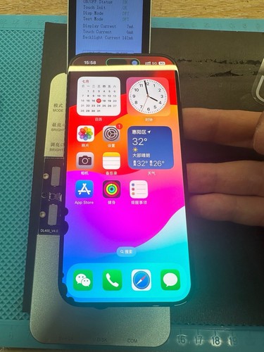 Apple iphone genuine screen - 15,