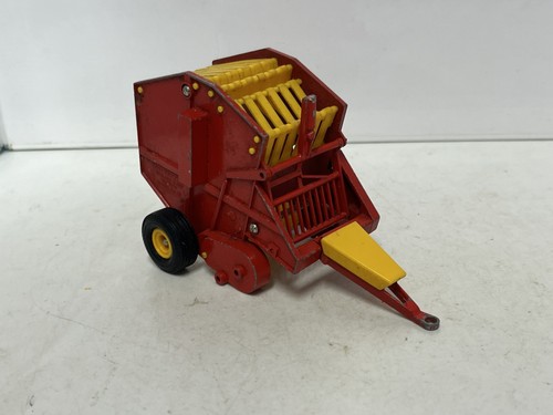 Britains farmhand round bale - farmhand,