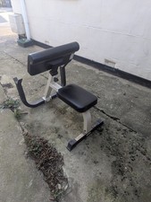 Preacher Seat - Bicep Curl
