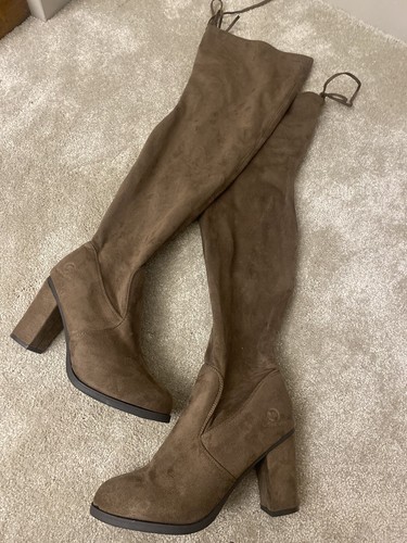 Ladies brown suede thigh