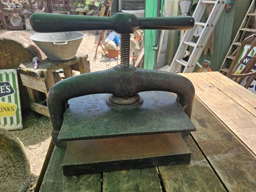 Antique victorian cast iron - victorian,