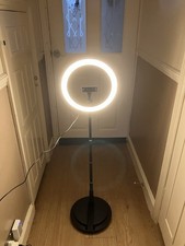 Juice Social Clip-On Selfie Ring Light with LED Bulbs, White