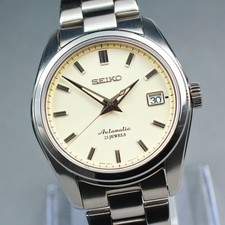 Near MINT SEIKO 6R15-00C0