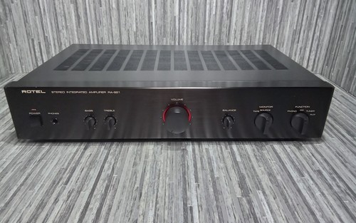 Rotel 921 amplifier - ra,