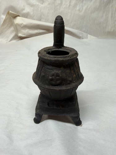 Antique cast iron mini - antique,
