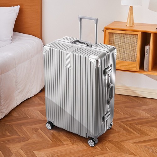 Retro aluminium suitcase - 28",