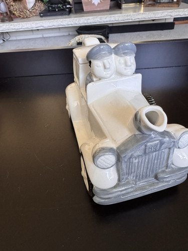 Ceramic car shaped tea - tea, pot