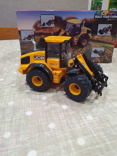 Britans jcb buckrake - 1.32,