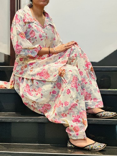 Pure cotton floral print - pure,