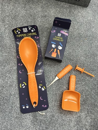 Pumpkin carving kit and - carving, spoon