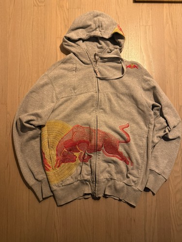 Vintage red bull athletes - red, only