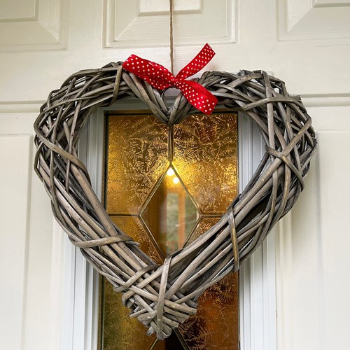 Wide wicker heart wreath - wicker,
