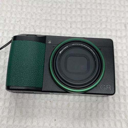 Ricoh iii 24 2mp - gr,