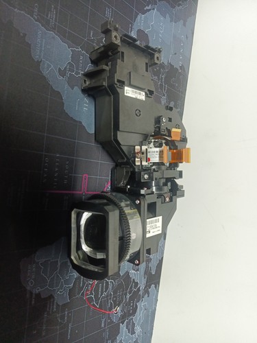 Hitachi a100 3lcd projector - hitachi, ed-a100