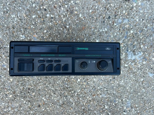 Ford 2000 radio cassette - ford,