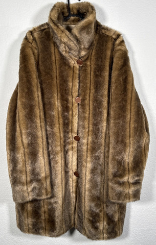 Donna salyers fabulous furs - salyers',