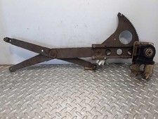 PASSENGER SIDE RIGHT WINDOW