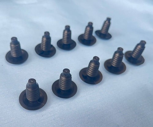 Ford trim clips plastic - plastic, bung