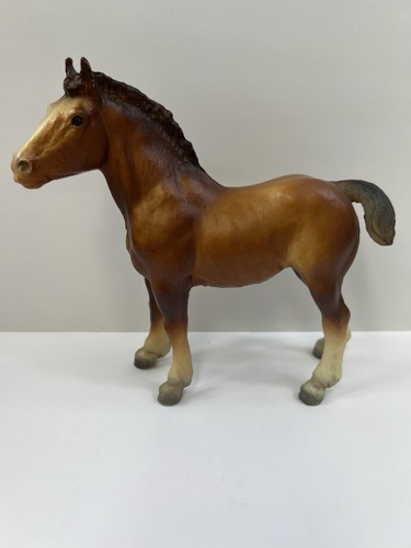Breyer clydesdale foal - #84,