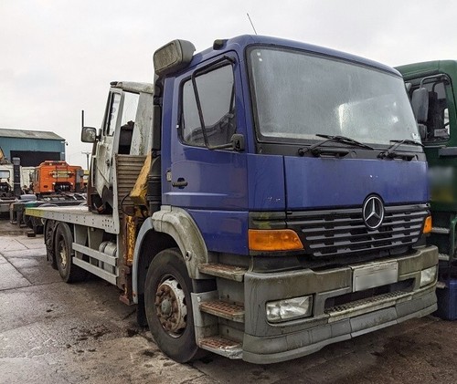 1999 mercedes 2528l 6x2 hiab - -,