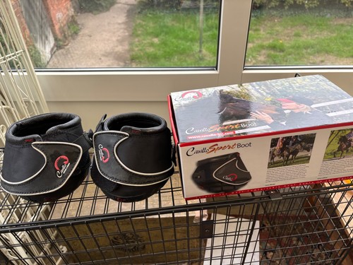 Cavelli hoof boots for horses - horses,