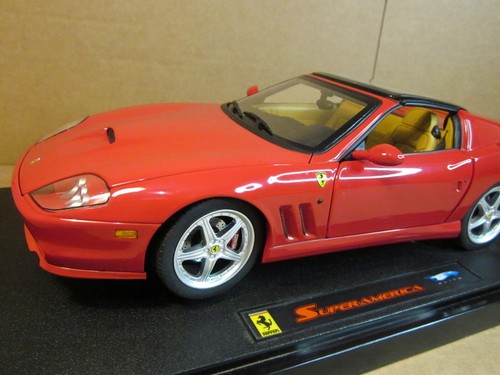 Hot wheels elite scale - elite, 1/18