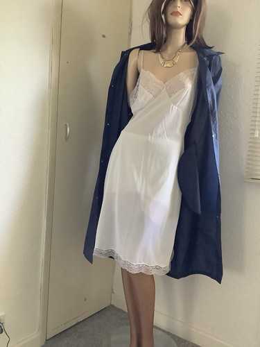Vtg porella white ultra sheer - white,