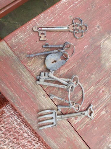 Vintage cast iron item - vintage,