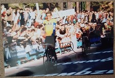 sean kelly both arms raised