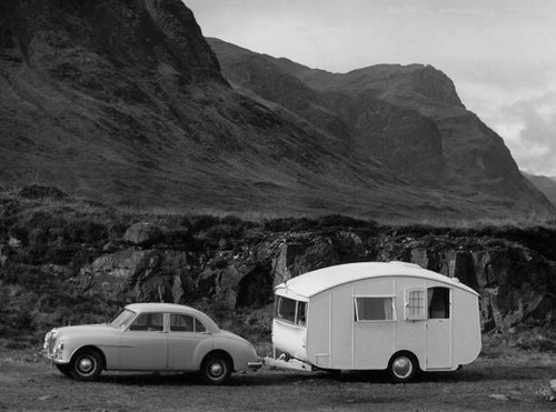 Magnette with 1954 pipit - magnette,