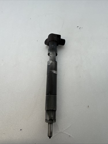 Mercedes diesel injector - diesel,