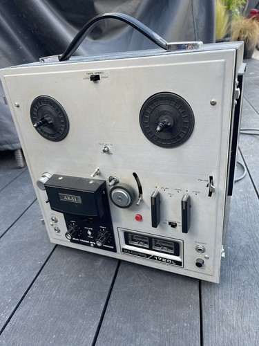 Akai solid state - solid, 1720l