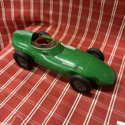 Vanwall racing car mettoy - racing,