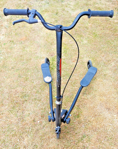 Street blaze three wheel - three,