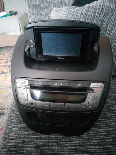 Toyota aygo aux radio - radio, +