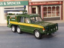 Range Rover RAF Green Airport
