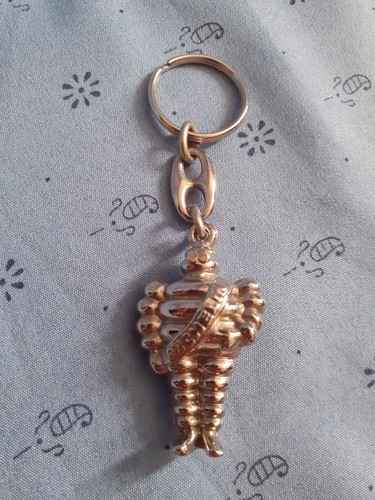 Rare vintage metal michelin - metal,