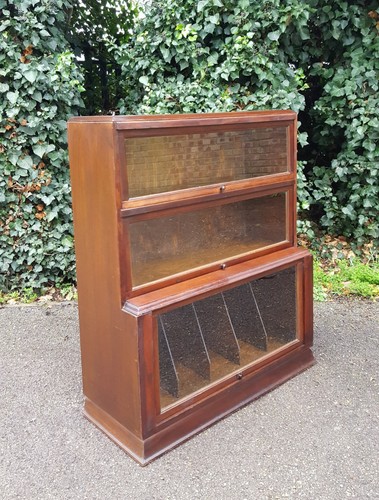 Globe wernicke style oak - style,