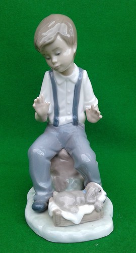 Lladro nao homesick - nao,