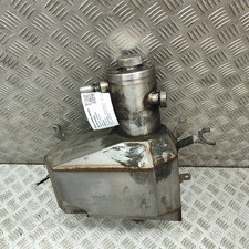 ASTON MARTIN VANTAGE Coupe Oil