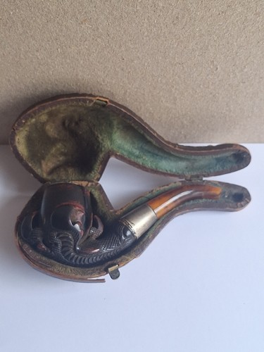 Antique pipe case silver - in, case.