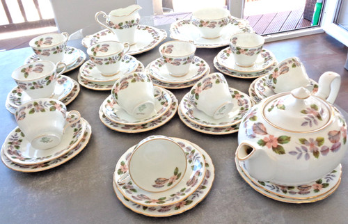 Aynsley april rose tea set - aynsley,