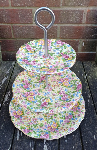 Royal winton chintz - winton, pottery