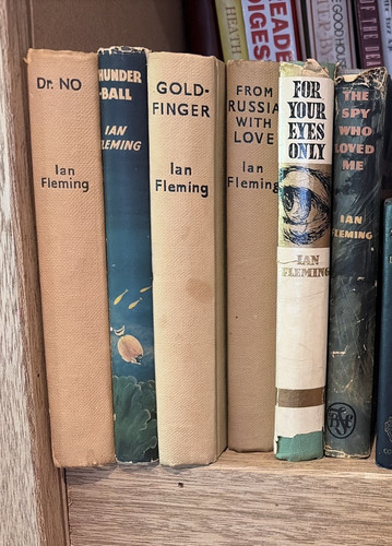 Ian fleming james bond - james,